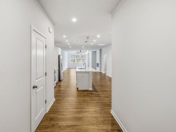 3rd image of 148 Herrick Pl Lot 121