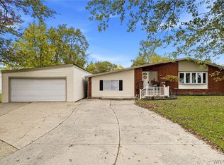 76 6th Ave, Lancaster, NY 14086