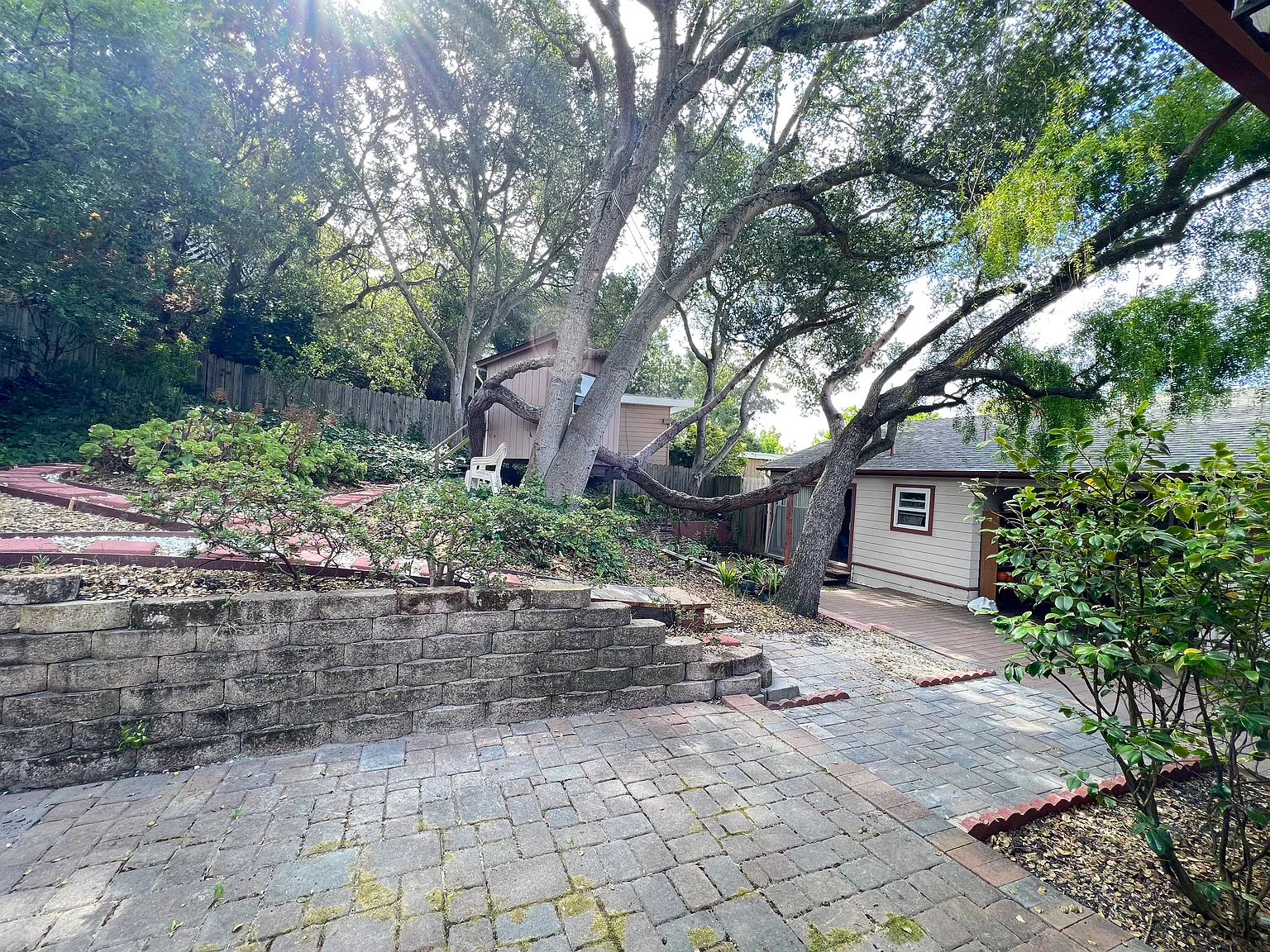 1 bed, 800 sqft, $2,300 — Photo 2