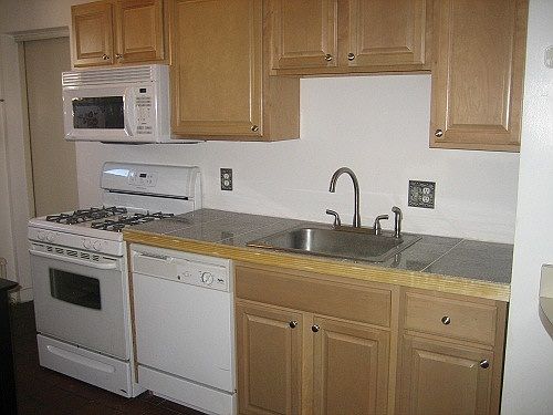 2nd image of 448 Park Dr APT 19R