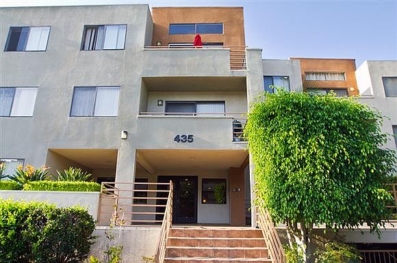1st image of 435 Hawthorne St APT 202