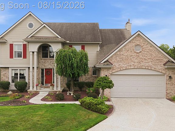 2nd image of 18145 Queensbury Dr