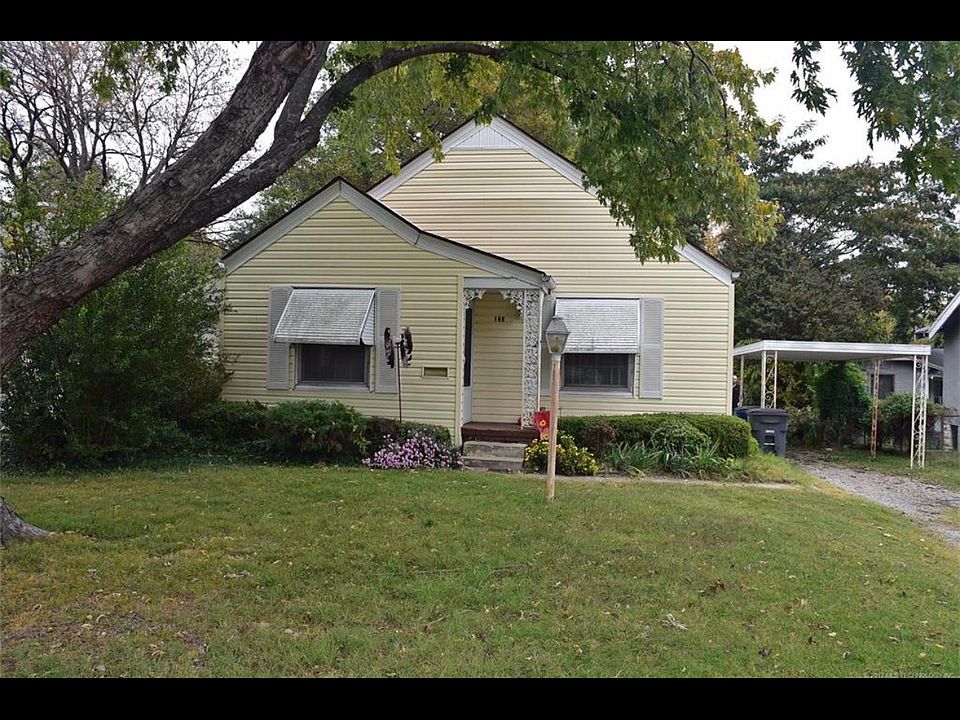1st image of 135 N College Ave
