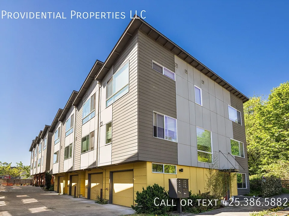 2705 S Charlestown St #1