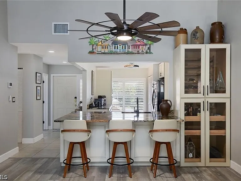 15489 Admiralty Cir #5 — Photo 9