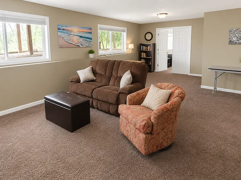 1882 Clover Meadow Dr — Photo 20