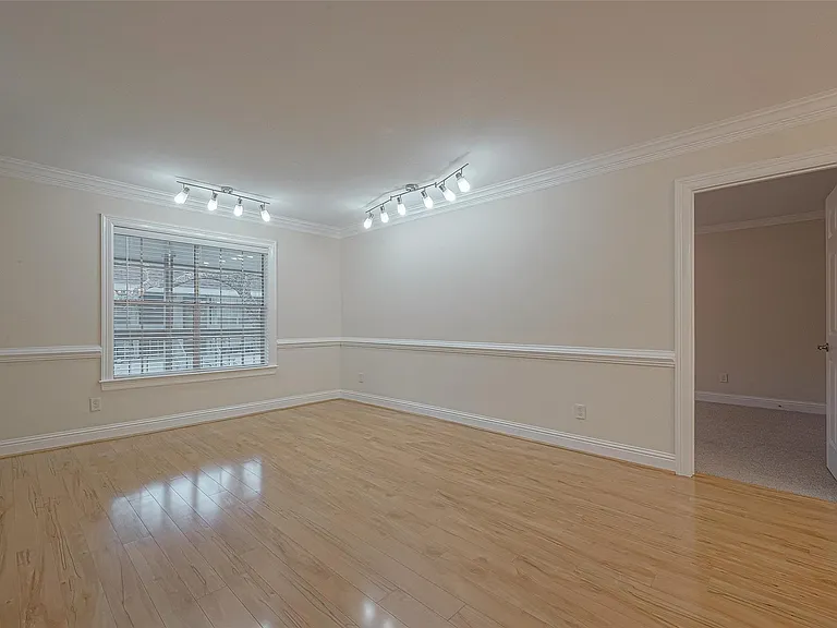 2350 Bering Dr #122 — Photo 7
