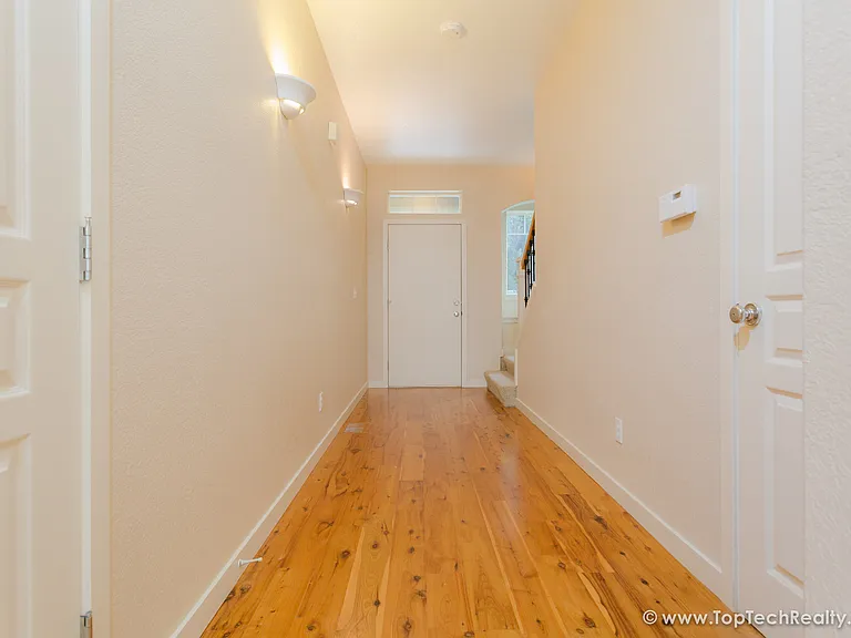 182 NW 209th Ave — Photo 13