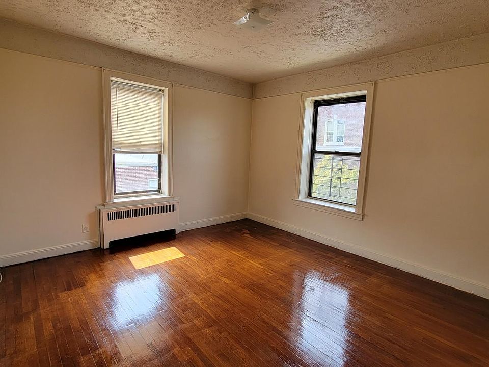 1st image of 4045 201st St #2B