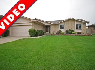 40726 Malvern Dr, Sterling Heights, MI 48310