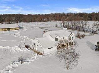 W1576 Marsh Rd, Palmyra, WI 53156