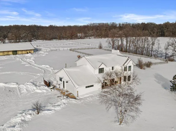 W1576 Marsh ROAD, Palmyra, WI 53156