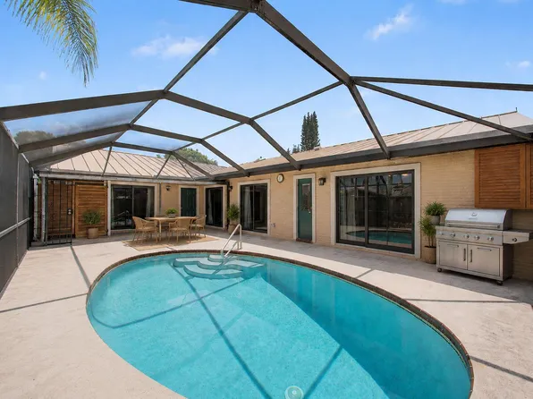 5385 Eagle Lake Drive, Palm Beach Gardens, FL 33418
