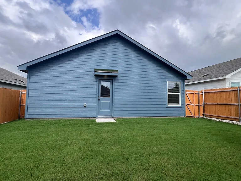 3915 Ontario Way — Photo 15