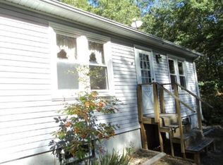 193 Starkweather Rd, Moosup, CT 06354