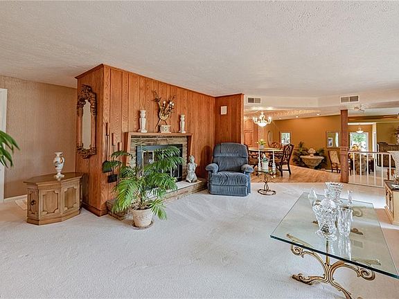 5th image of 29703 Grand Blvd