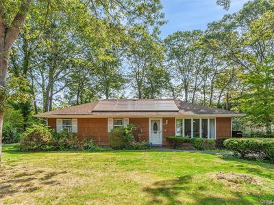 225 Chichester Ave, Center Moriches, NY, 11934