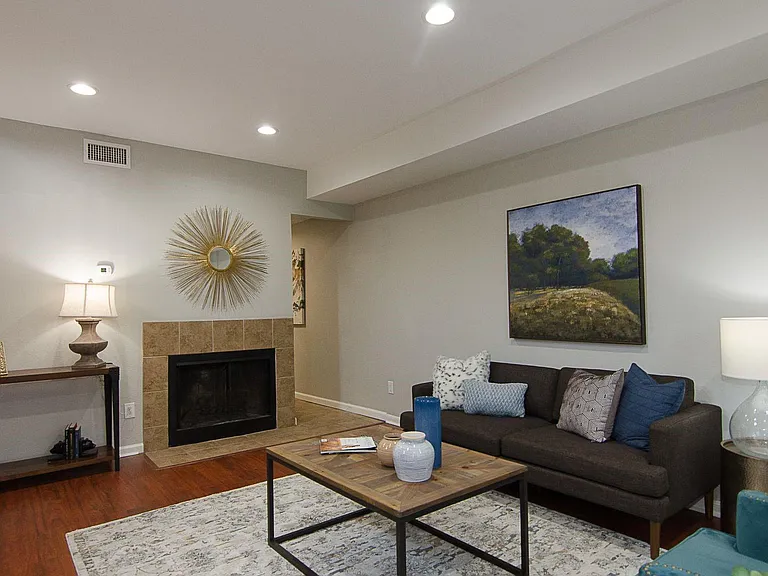 2529 Rio Grande St #39 — Photo 7