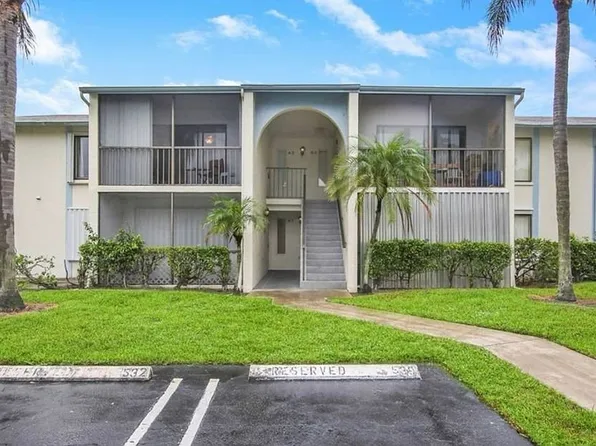 1104 Green Pine Blvd APT A2, West Palm Beach, FL 33409