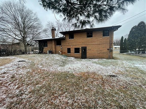 3rd image of 4416 E Fairhope Dr