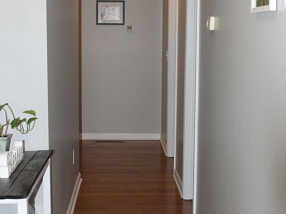 5th image of 12 Elkhorn Ct