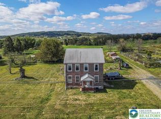 365 Mulberry Dr, Walnutport, PA 18088