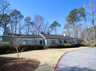 321 Lane Cir, Lagrange, GA 30240