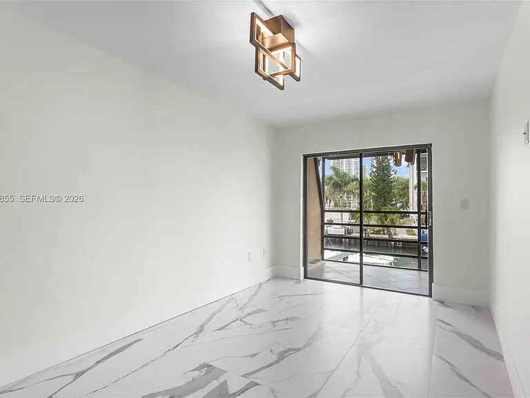 3973 NE 167th St #12 — Photo 17