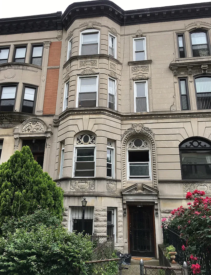 866 Prospect Place — Photo 1