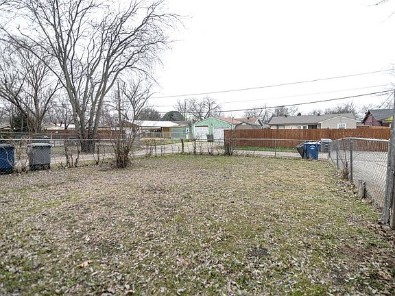 2nd image of 9606 Glengreen Dr