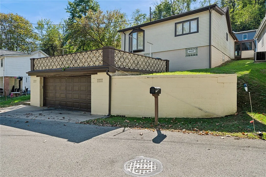 19 Hoon St photo 1