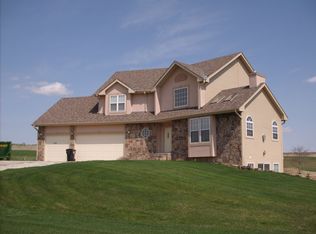 13325 S 219th St, Gretna, NE 68028