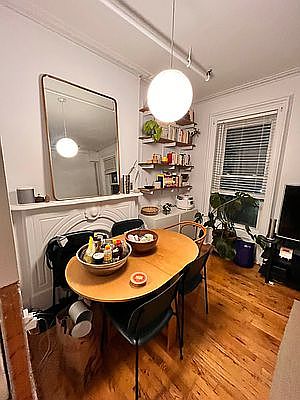 3rd image of 512 Washington Ave APT 2