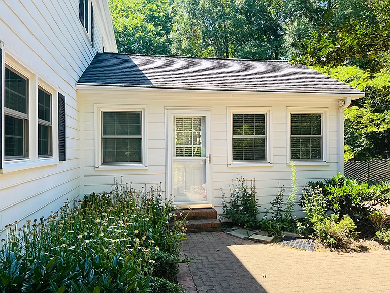 1316 Wagram Ct — Photo 3