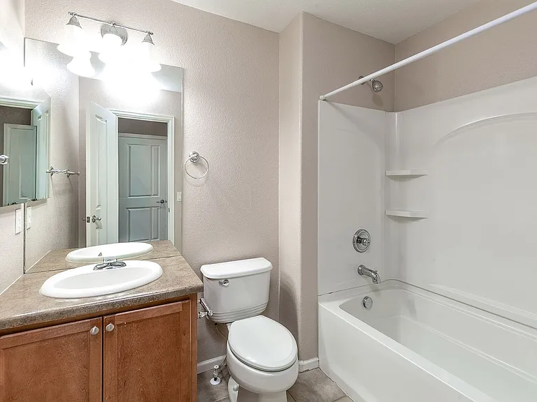 7230 Red Sand Grv — Photo 18