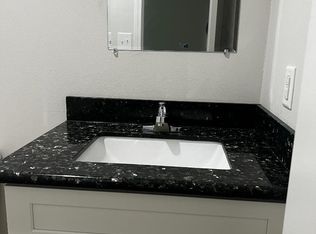 747 N Nicholson Ave #10, Long Beach, MS 39560