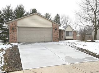 8373 Countryside Ct, Indianapolis, IN