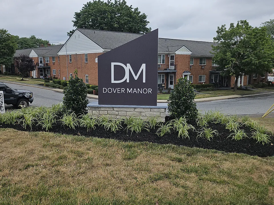 Dover Manor Apartments
