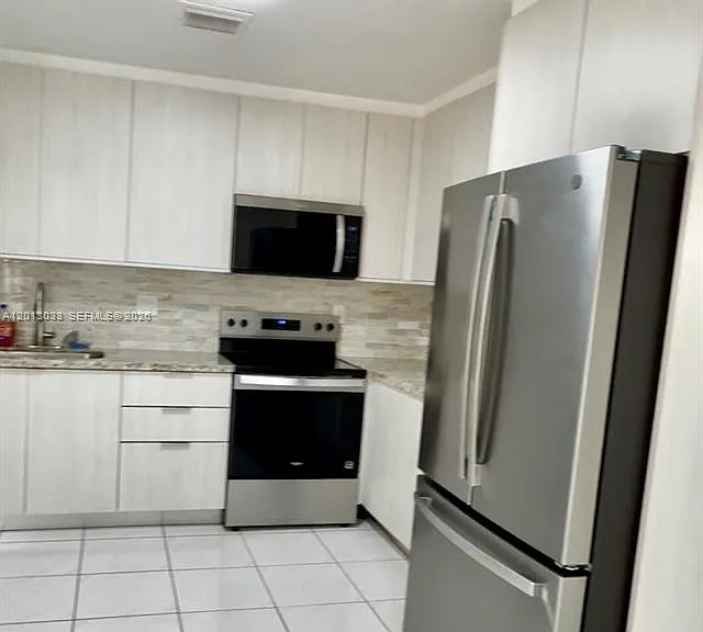 14161 SW 153rd Ave — Photo 13