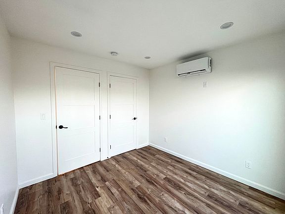 4th image of 5931 Orange Ave #5931A