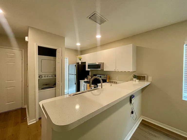 Village Park Townhomes | 2 & 3 Bedroom Apartments in Lady Lake, FL — Photo 79