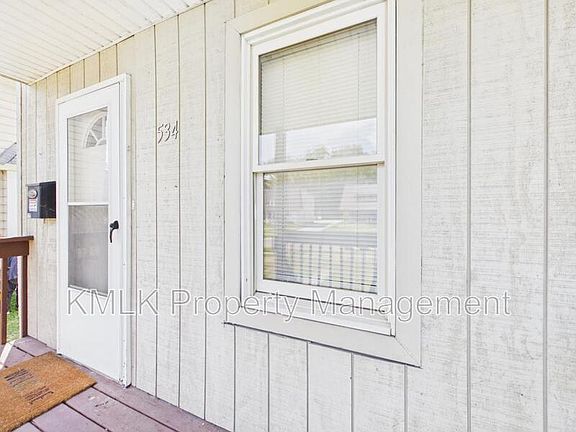 4th image of 534 Gage St
