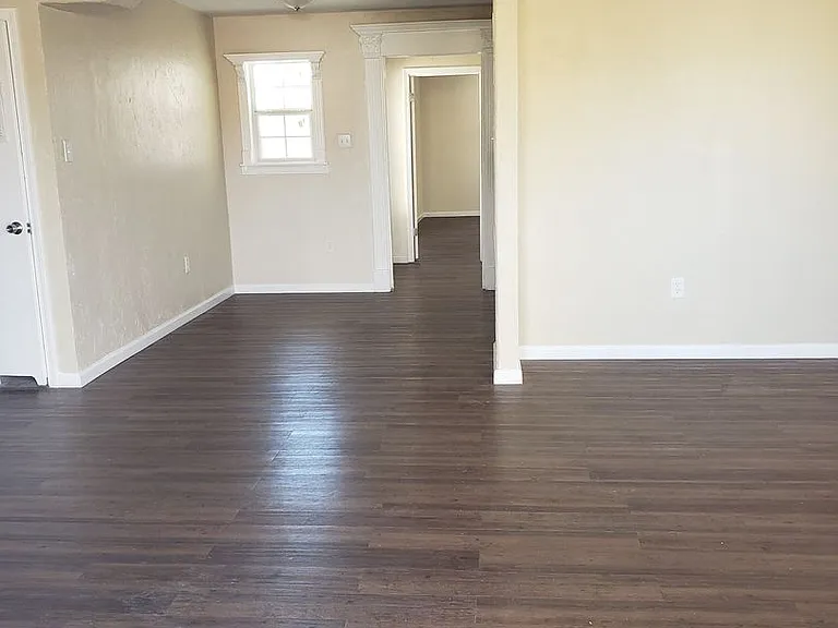 2924 Beechwood St — Photo 3
