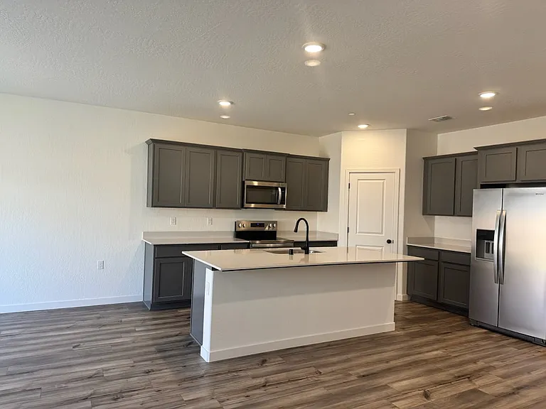 4735 Sami Jo Dr — Photo 28