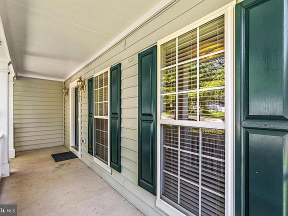 2nd image of 353 Cannon Way