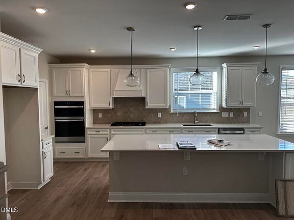 3rd image of 244 Arcadius Dr