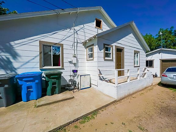 5th image of 395 Dorman Avenue