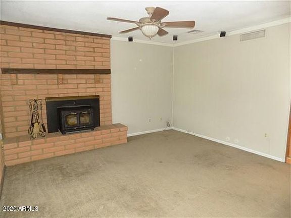 5th image of 908 N Alzora Way