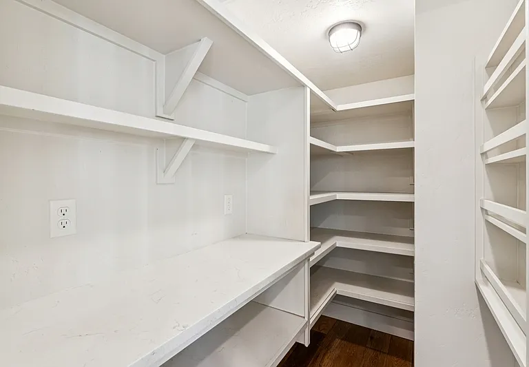 3243 S Sedgebrook Ln — Photo 15