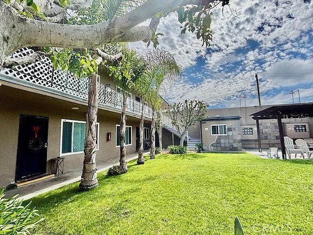 1820 W Sallie Ln #6 — Photo 22